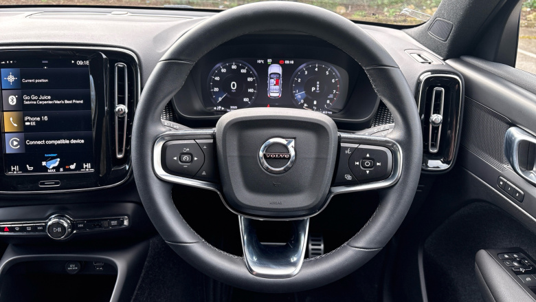 Volvo Xc40 2.0 B4P R DESIGN Pro 5dr Auto [7 speed] Petrol Estate